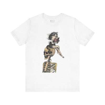 Cat Reads - T-shirt